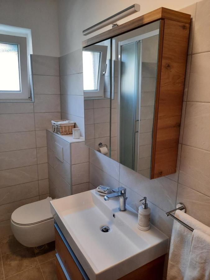 Apartman Laura M Vodice Extérieur photo