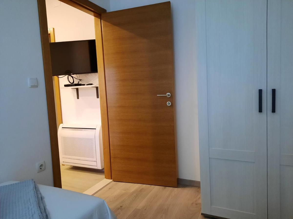 Apartman Laura M Vodice Extérieur photo