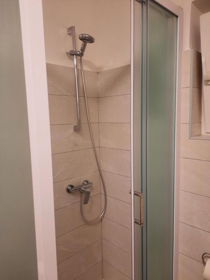 Apartman Laura M Vodice Extérieur photo